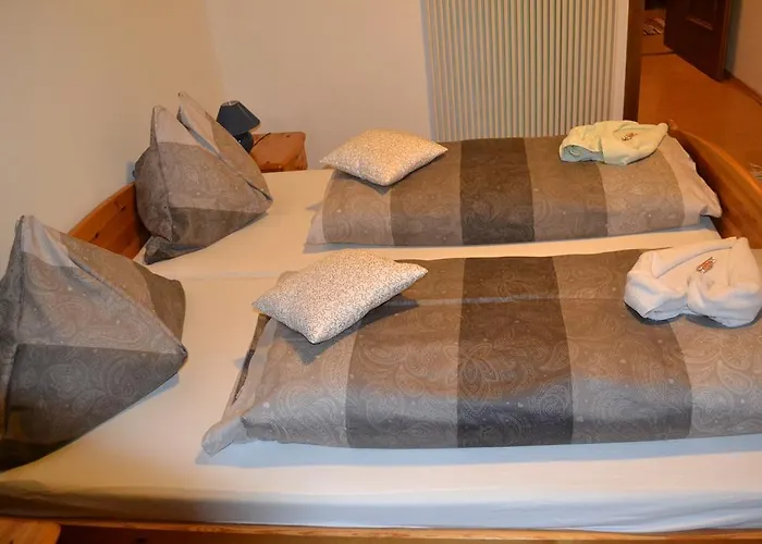 Konukevi Zum Platzer *